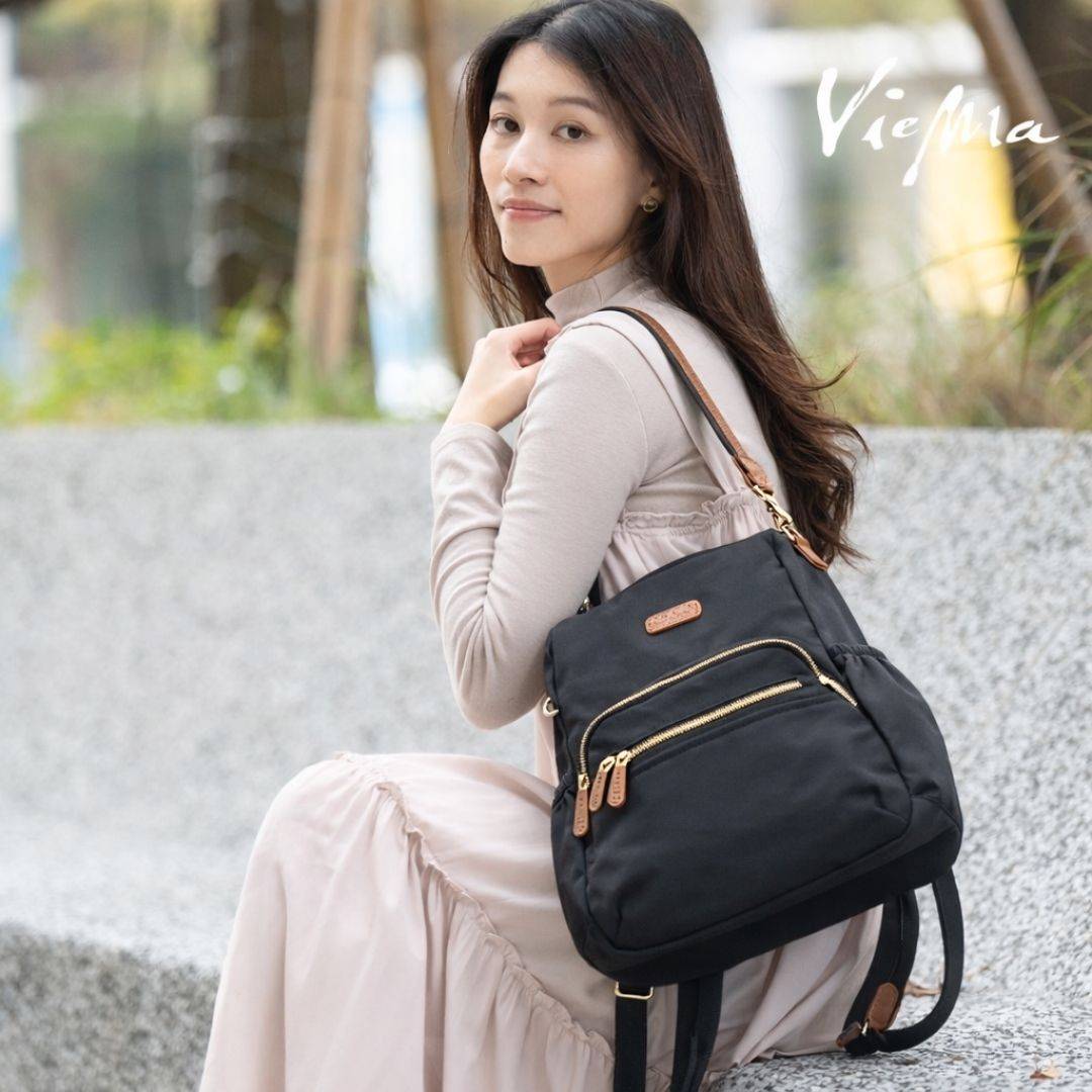 [熱銷補貨]法式香頌獨家後開式防盜兩用後背包-黑(6029)