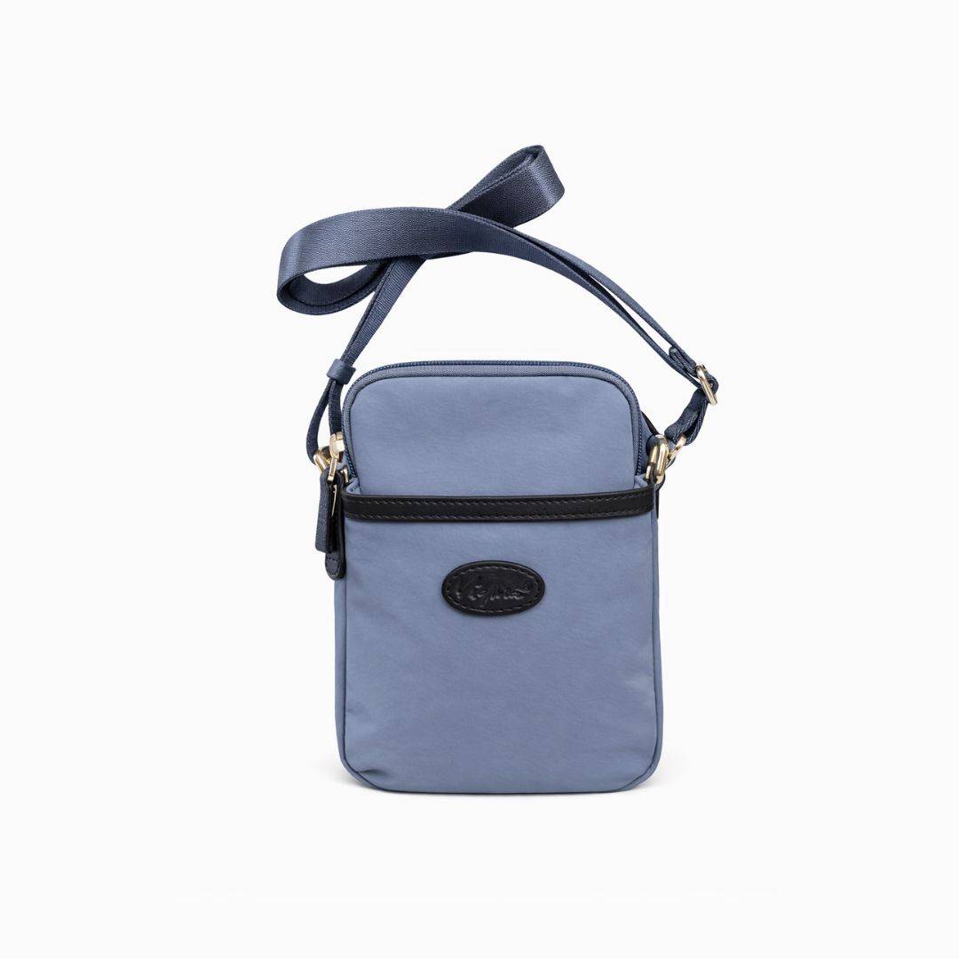 [新色]玩色皮革拼接直式小包-牛仔藍(6020)