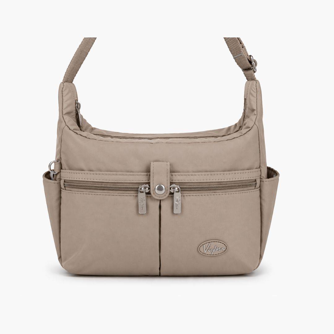 【新品上架】日系休閒多口袋牛角包-復古卡其(6822)