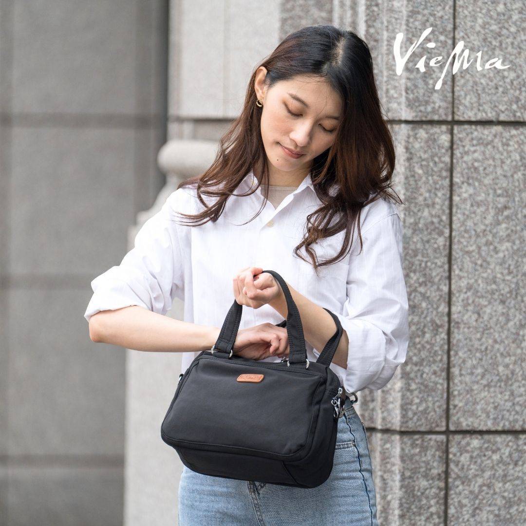 法式香頌大容量手提隨身通勤斜背包-個性黑(6027)