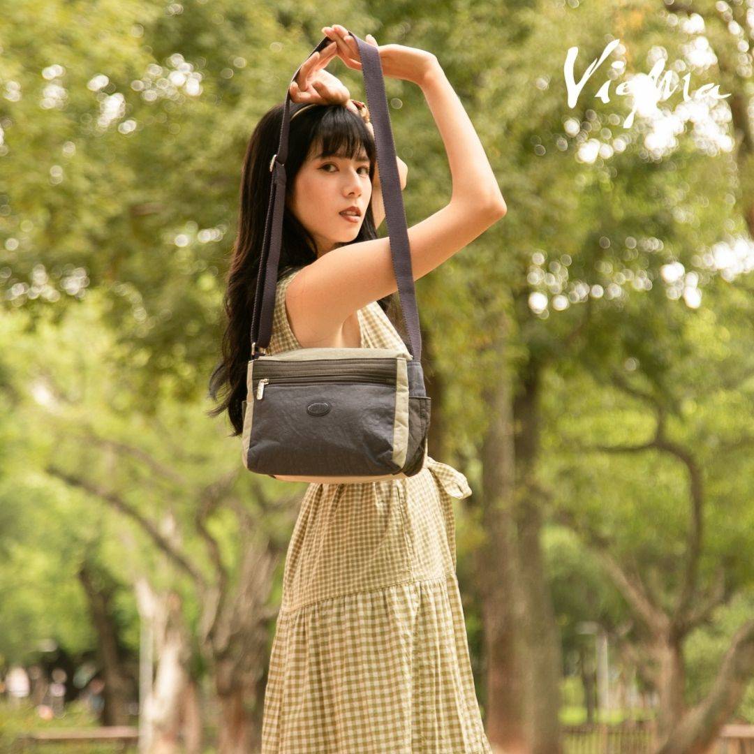 【最後1個】日系休閒郵差長方包-薰衣紫配灰 (7155)