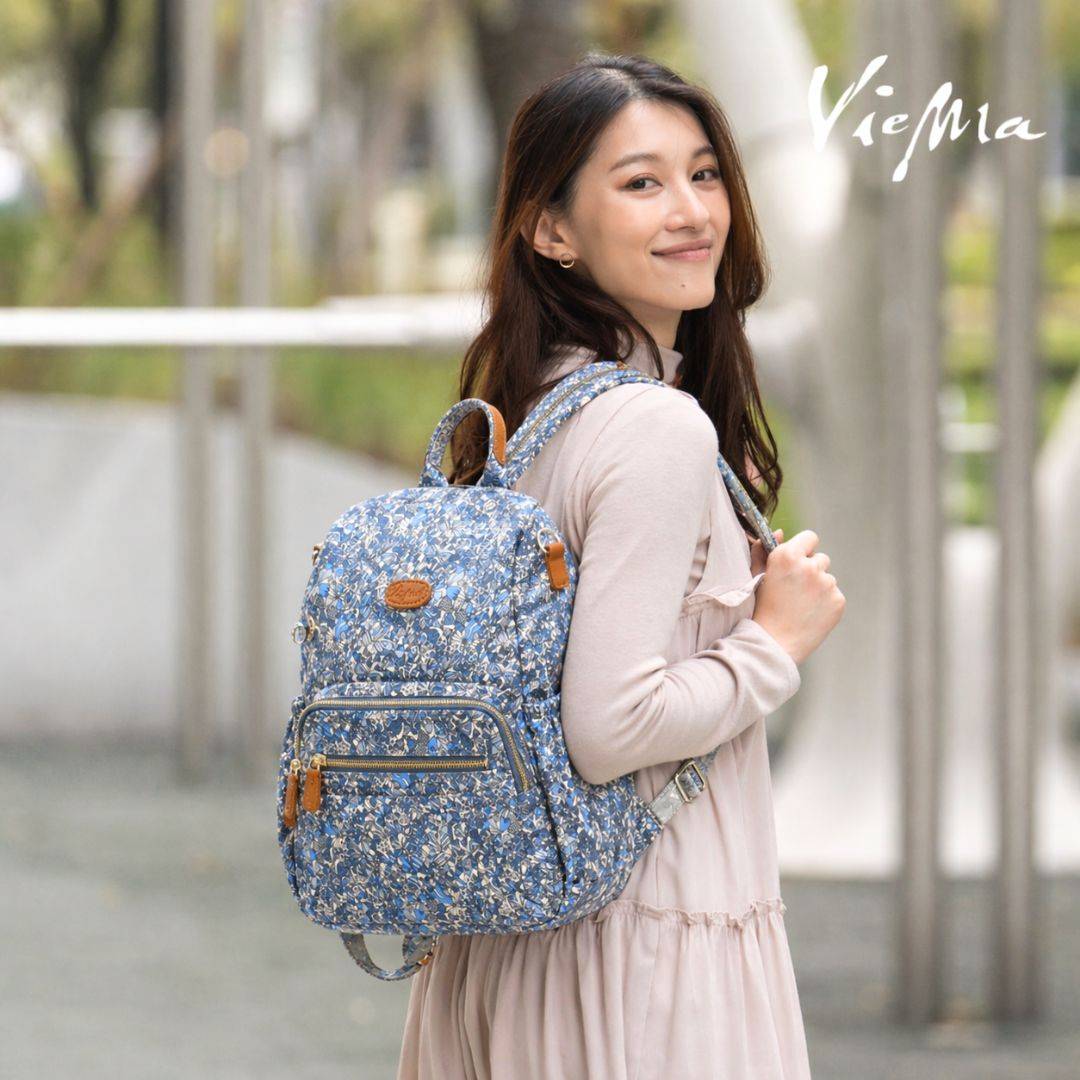 【限量印花】獨家後開式防盜後背包-藍蝴蝶結(6029)