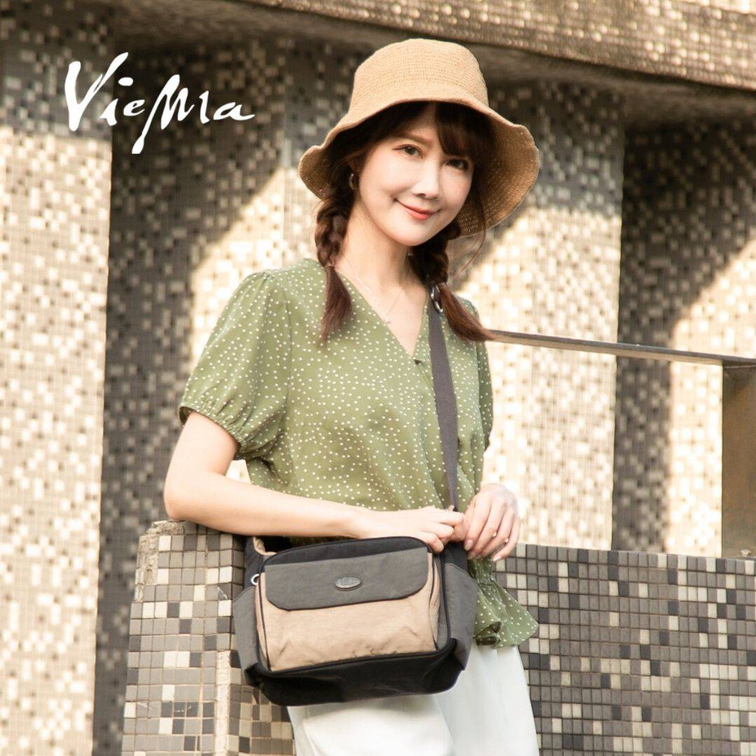 日系旅行船形牛角斜背包-灰配咖1661